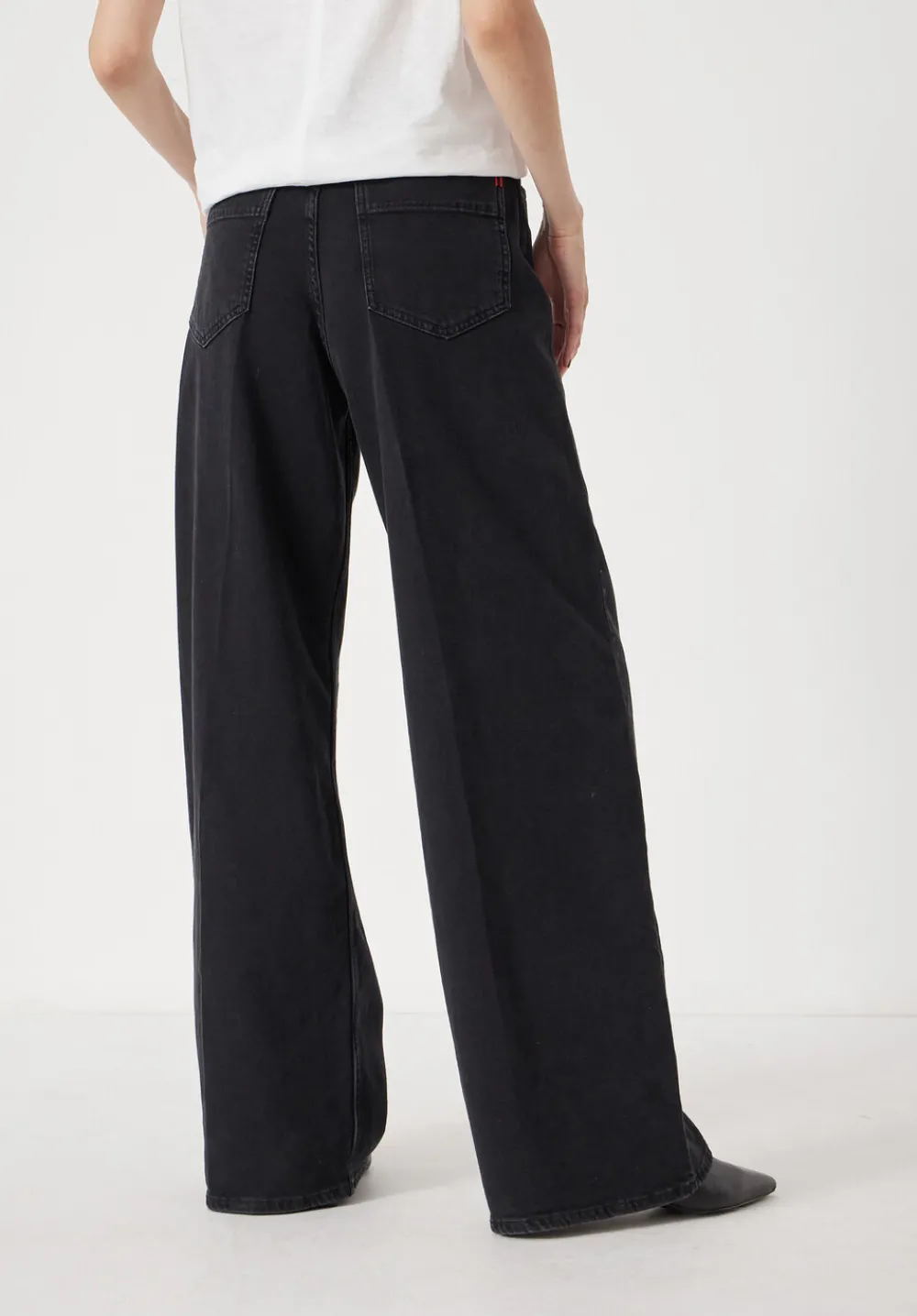 hush Jeans|Nessa Wide Leg Jeans Washed Black