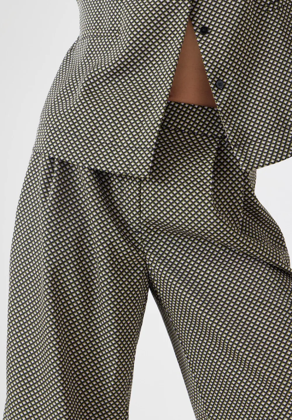 hush Shorts|Printed Bermuda Short Green Mini Geo