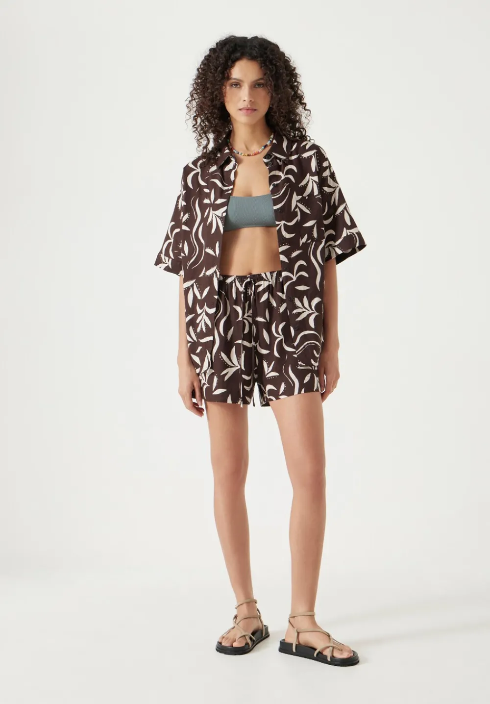 hush Shorts|Printed Linen Blend Shorts Palm Print Chocolate