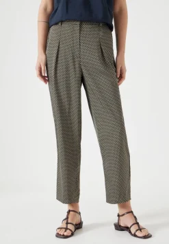 hush Trousers|Printed Tapered Trousers Green Mini Geo