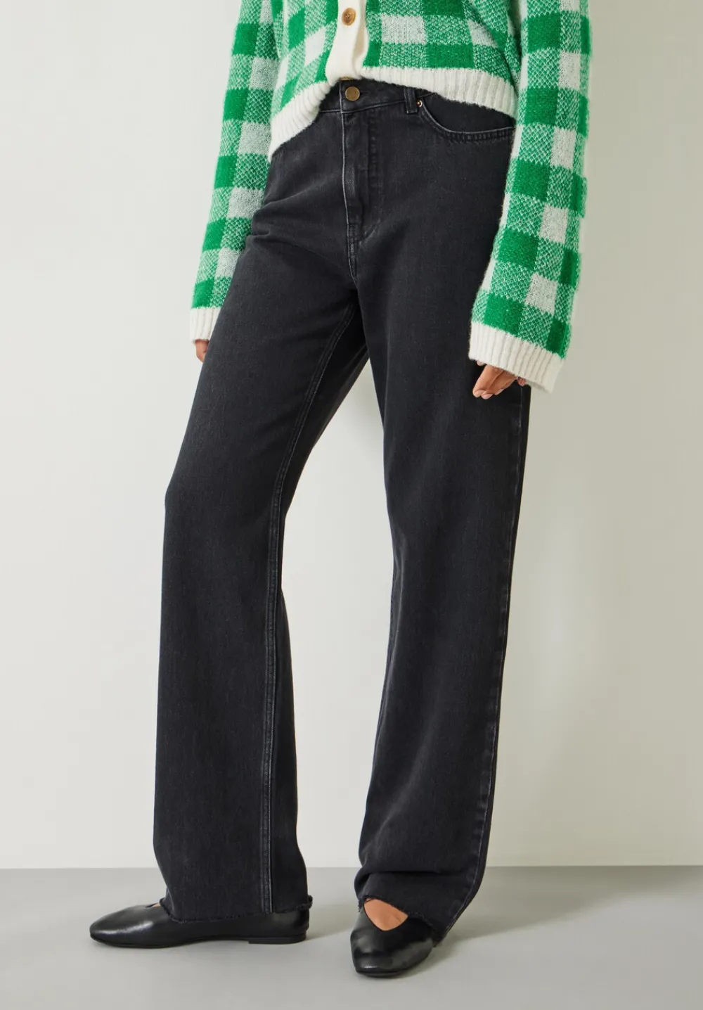 hush Jeans|Remy Straight Raw Hem Jeans Washed Black