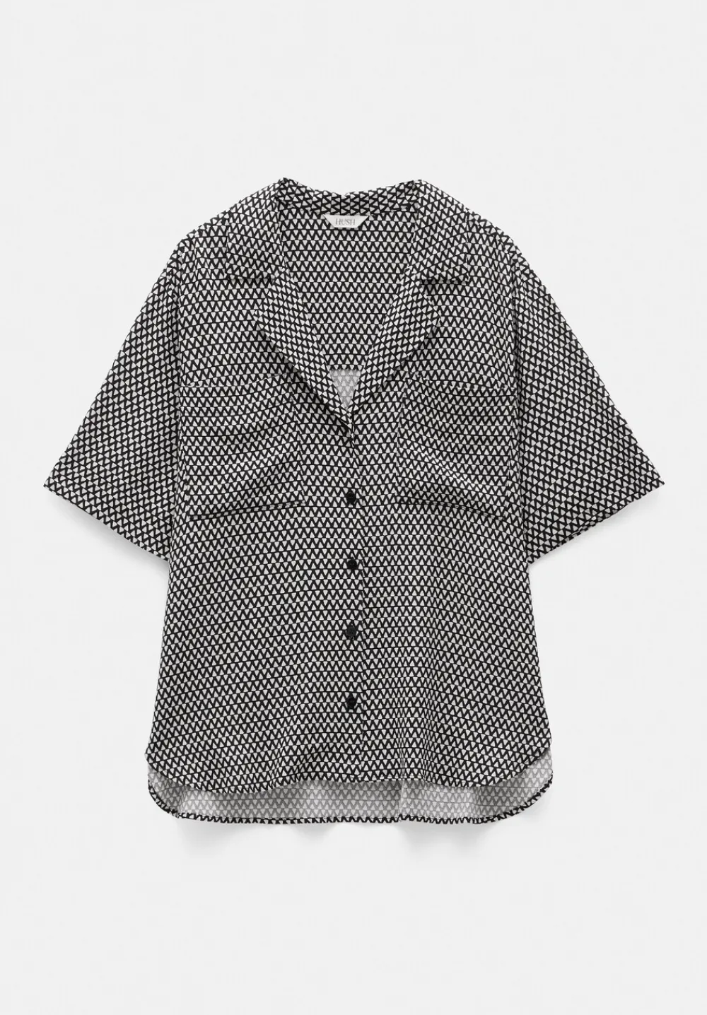 hush Tops & T-Shirts|Shirts & Blouses|Revere Collar Short Sleeve Shirt Triangles Black