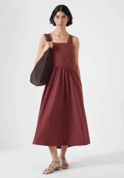 hush Dresses|Romi Technical Sleeveless Midi Ballerina Dress Port Red