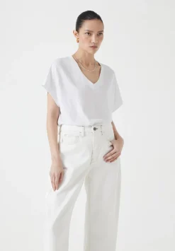 hush Tops & T-Shirts|Rosalia Linen Blend V Neck T-Shirt White
