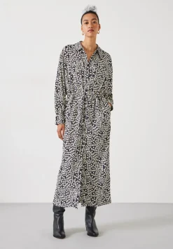 hush Dresses|Sabrina Relaxed Maxi Shirt Dress Mini Geo Black