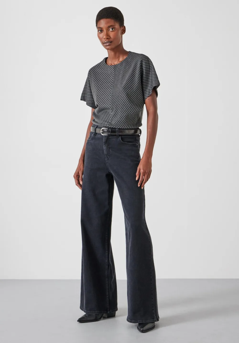 hush Tops & T-Shirts|Seam Detail Short Sleeve Top Grey Pinstripe