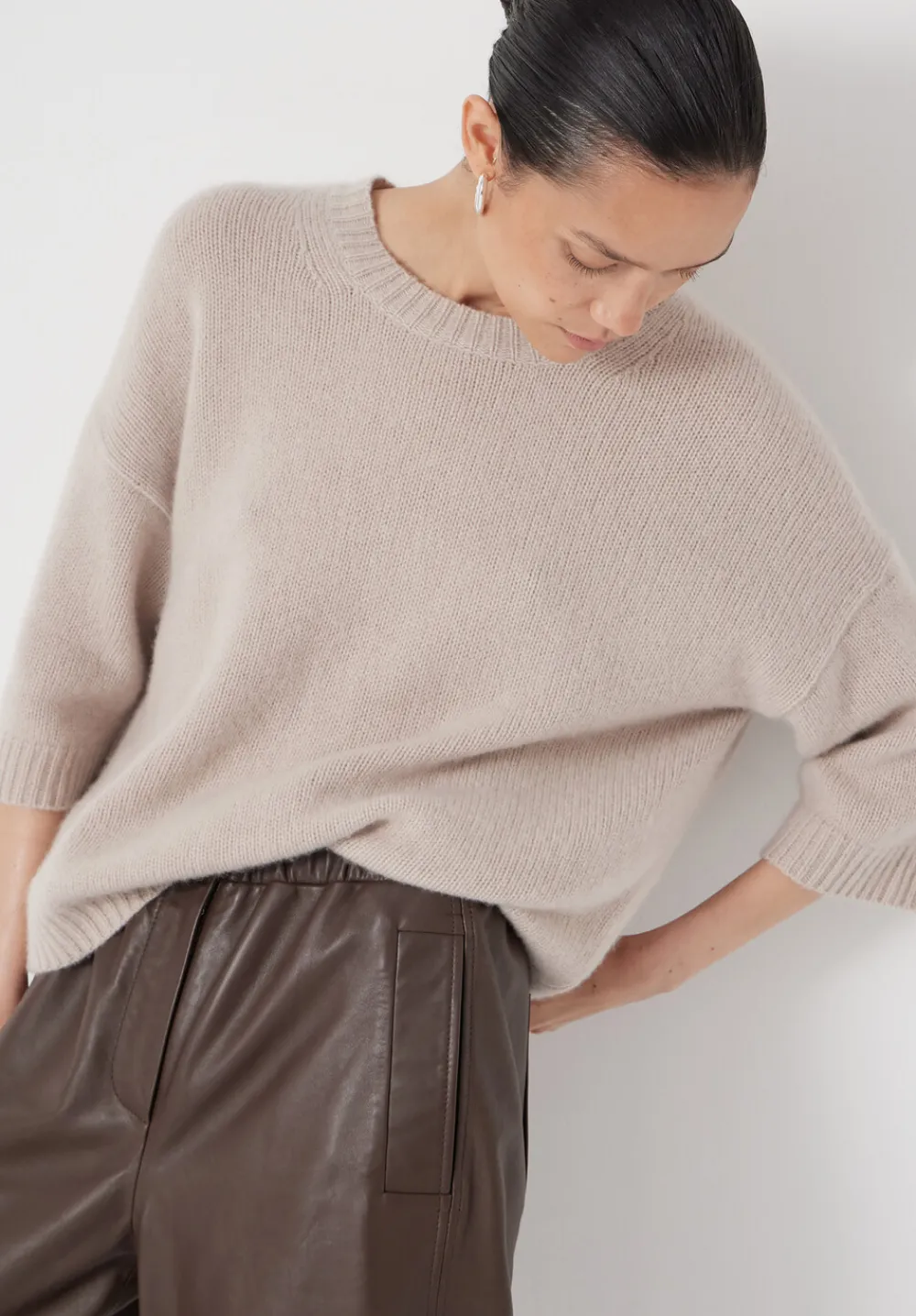 hush Jumpers & Cardigans|Short Sleeve Chunky Cashmere Tee Almond