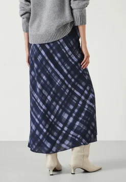 hush Skirts|Simone Crepe Midi Skirt Painted Check Navy