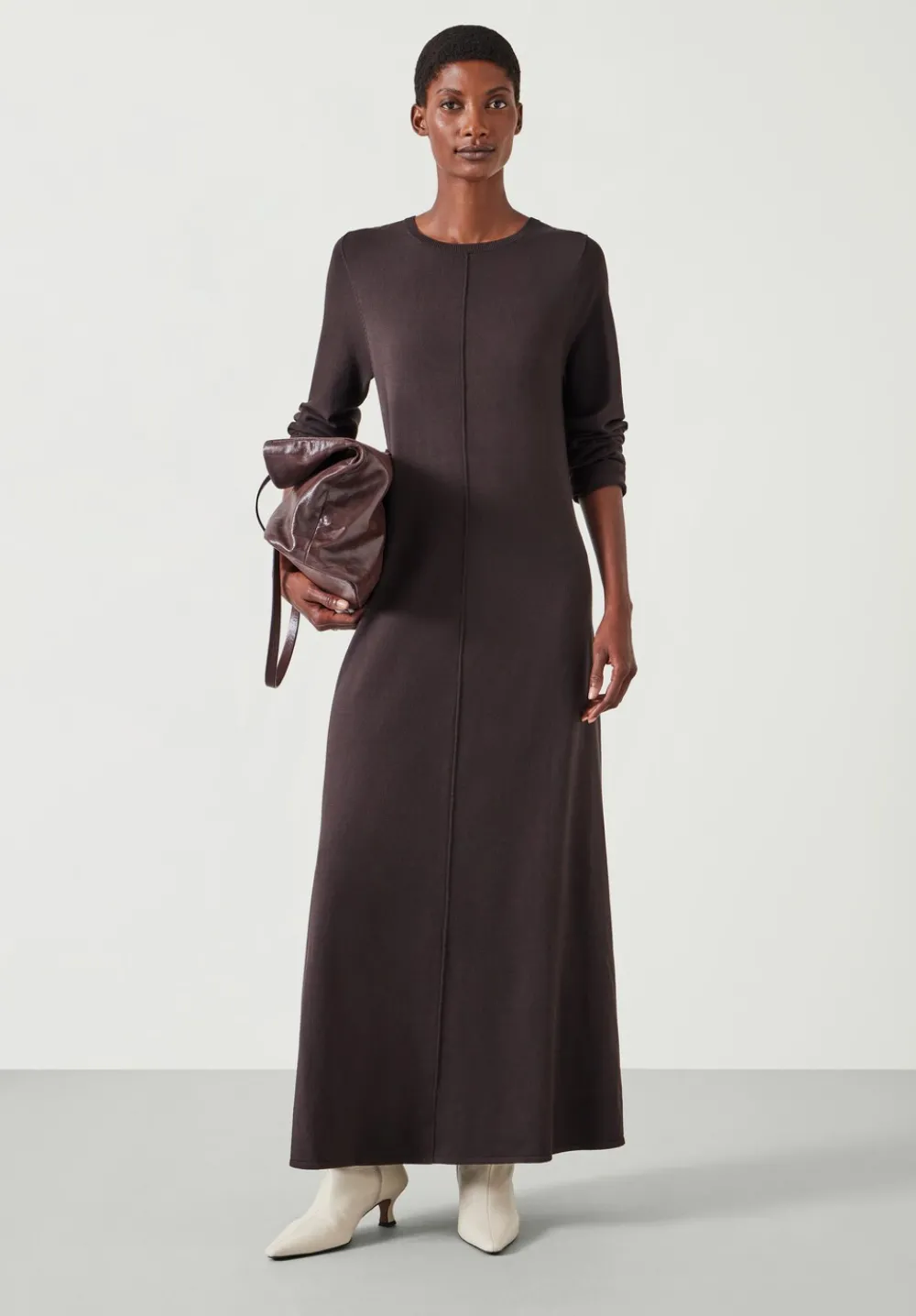 hush Dresses|Talen Long Sleeved Knitted Maxi Dress Chocolate brown
