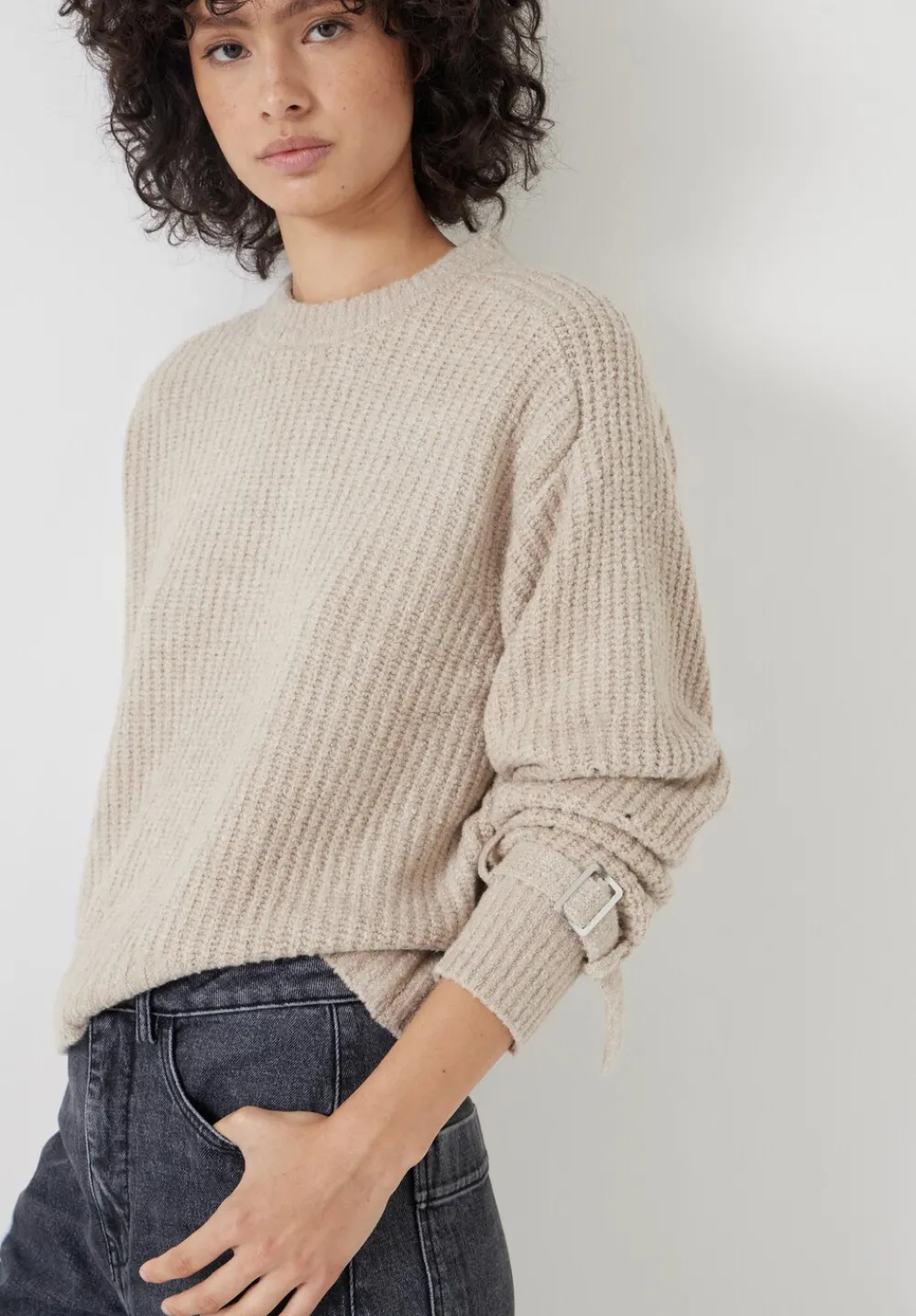 hush Jumpers & Cardigans|Tie and Buckle Detail Textured Knitted Jumper Light Beige
