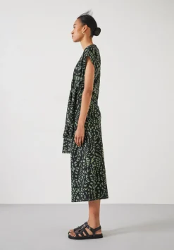 hush Dresses|Trinny Jersey Midi Dress Abstract Boho Charcoal