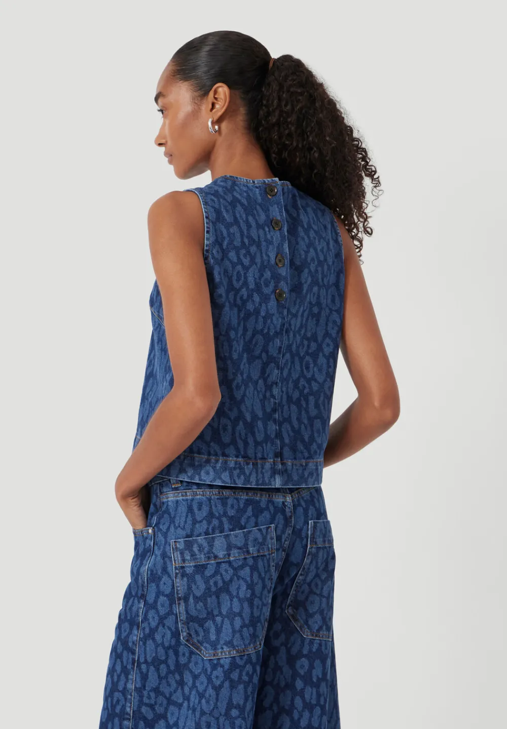 hush Tops & T-Shirts|Valerie Leopard Print Denim Shell Top Mid Blue