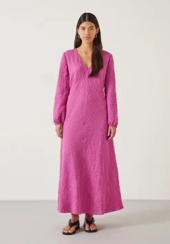 hush Dresses|Venus Relaxed Volume Maxi Dress Fuchsia