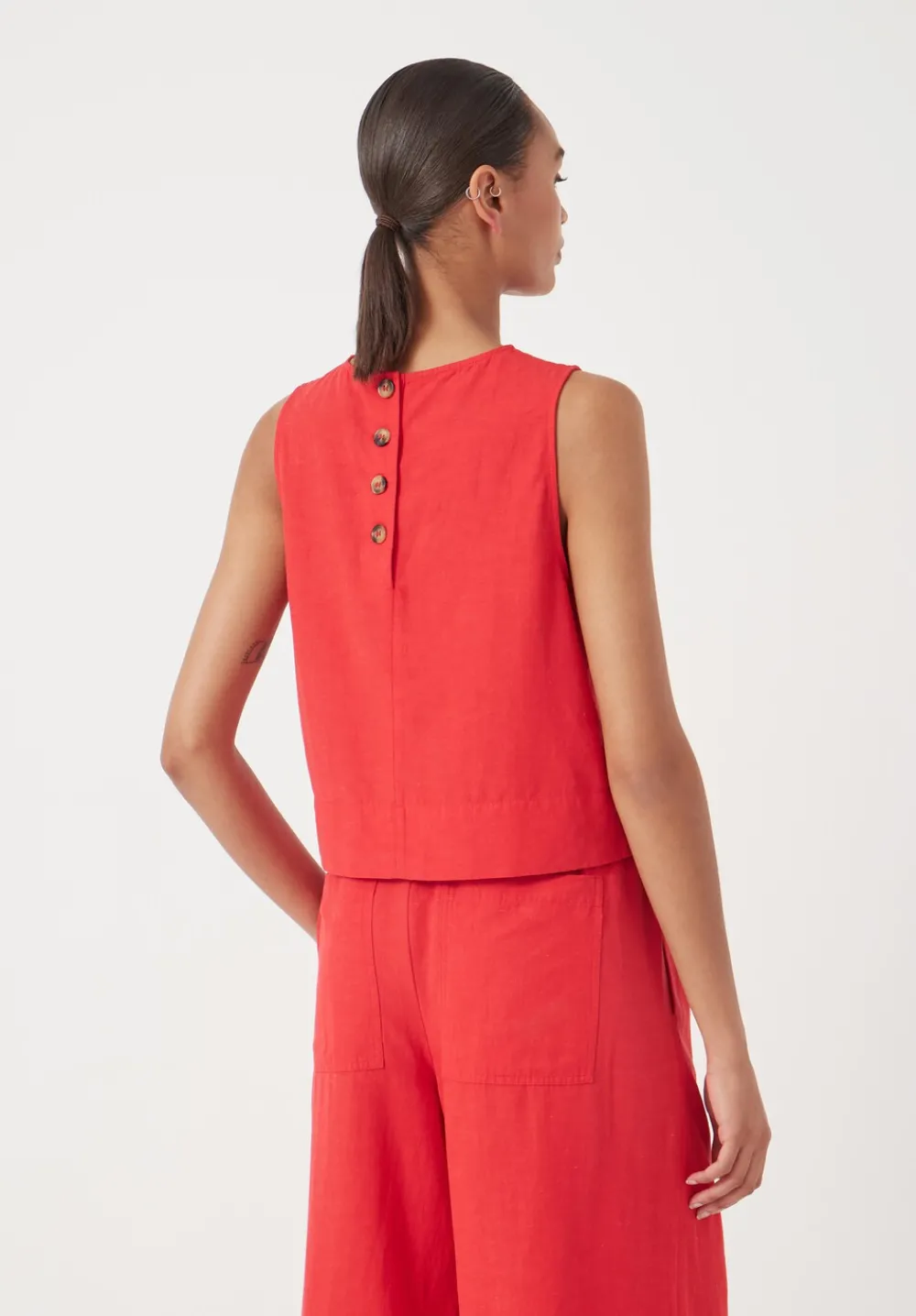 hush Tops & T-Shirts|Vera Linen Blend Shell Top True Red