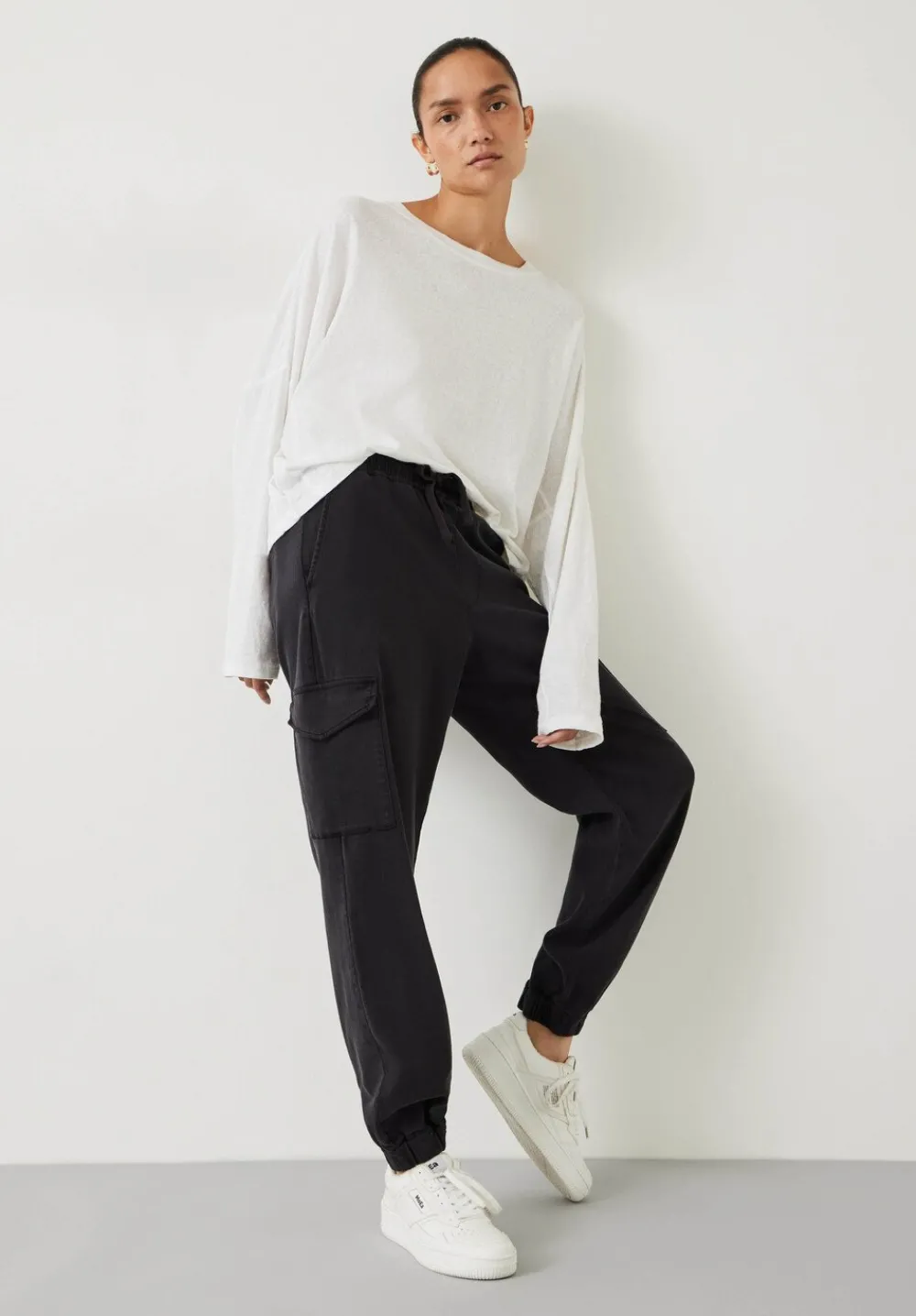 hush Skirts|Trousers|Washed Cargo Trousers Washed Black