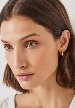 hush Jewellery|Wave Huggie Hoop Earrings Gold