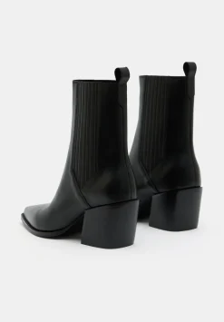 hush Heels|Boots|Western Leather Chelsea Boots Black