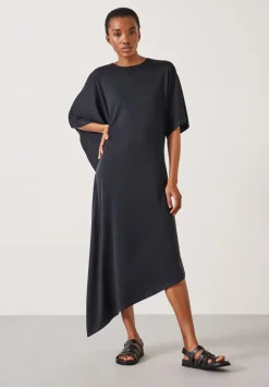 hush Dresses|Willow Asymmetric Maxi Dress Black